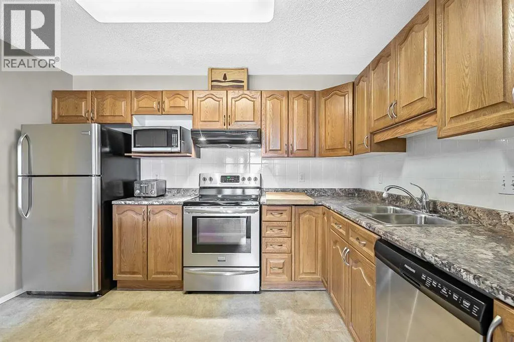 2206, 2206 Sienna Park Green SW