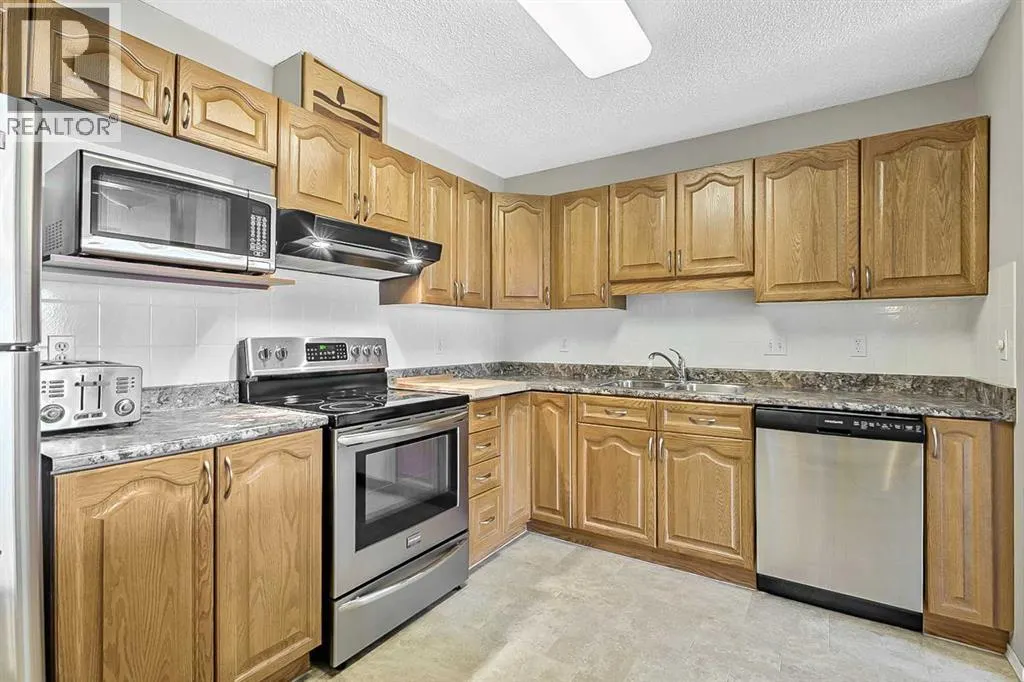 2206, 2206 Sienna Park Green SW