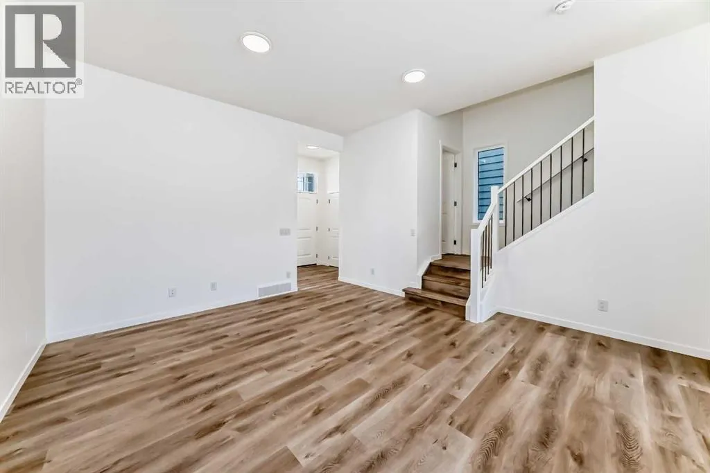 36 Mercado Road SE