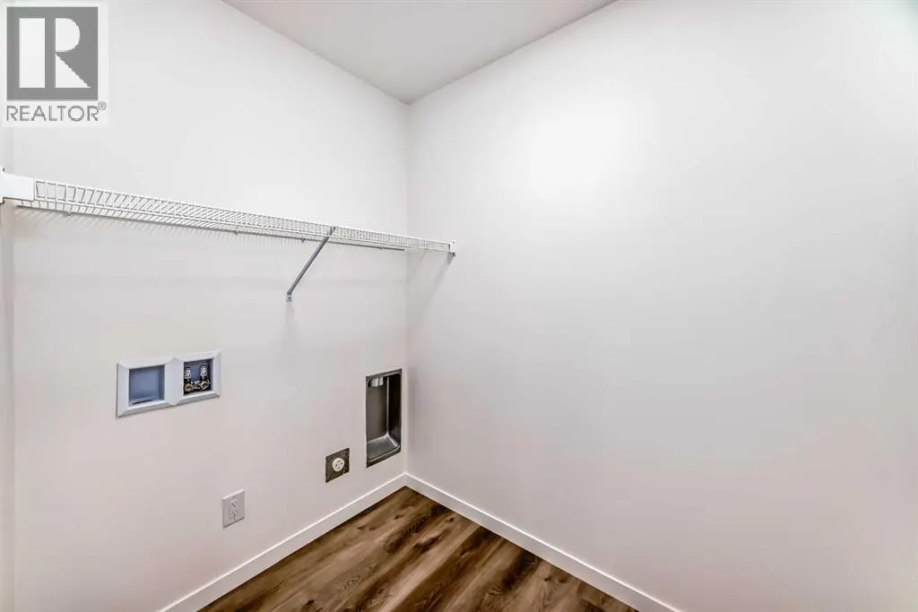 36 Mercado Road SE