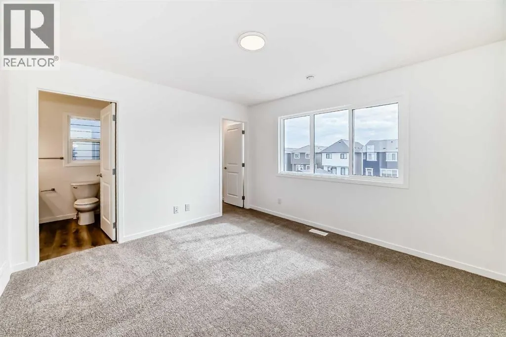 36 Mercado Road SE