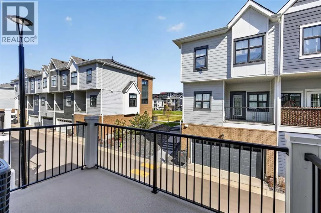 619 Mahogany Road SE