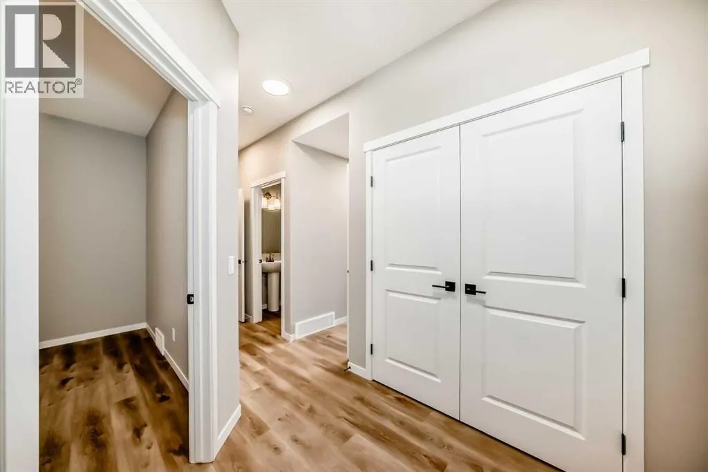 103 Mercado Crescent SE