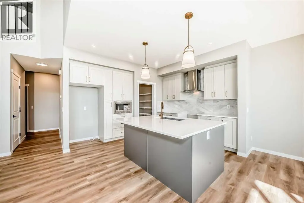 103 Mercado Crescent SE