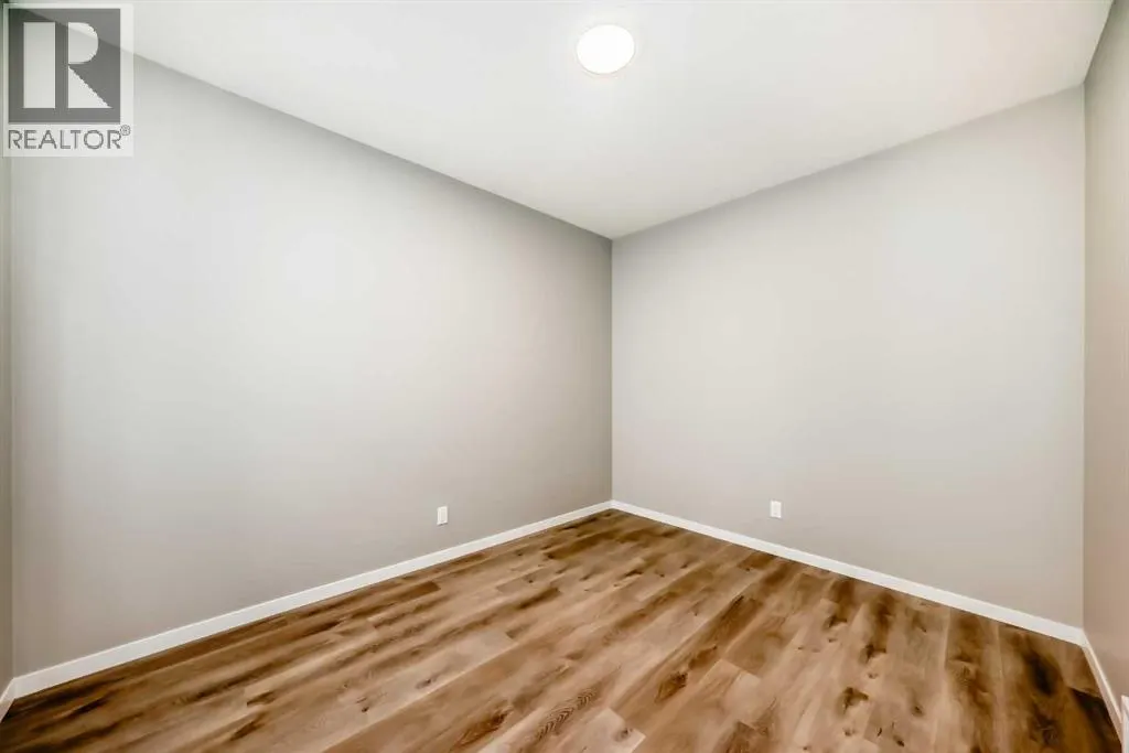 103 Mercado Crescent SE