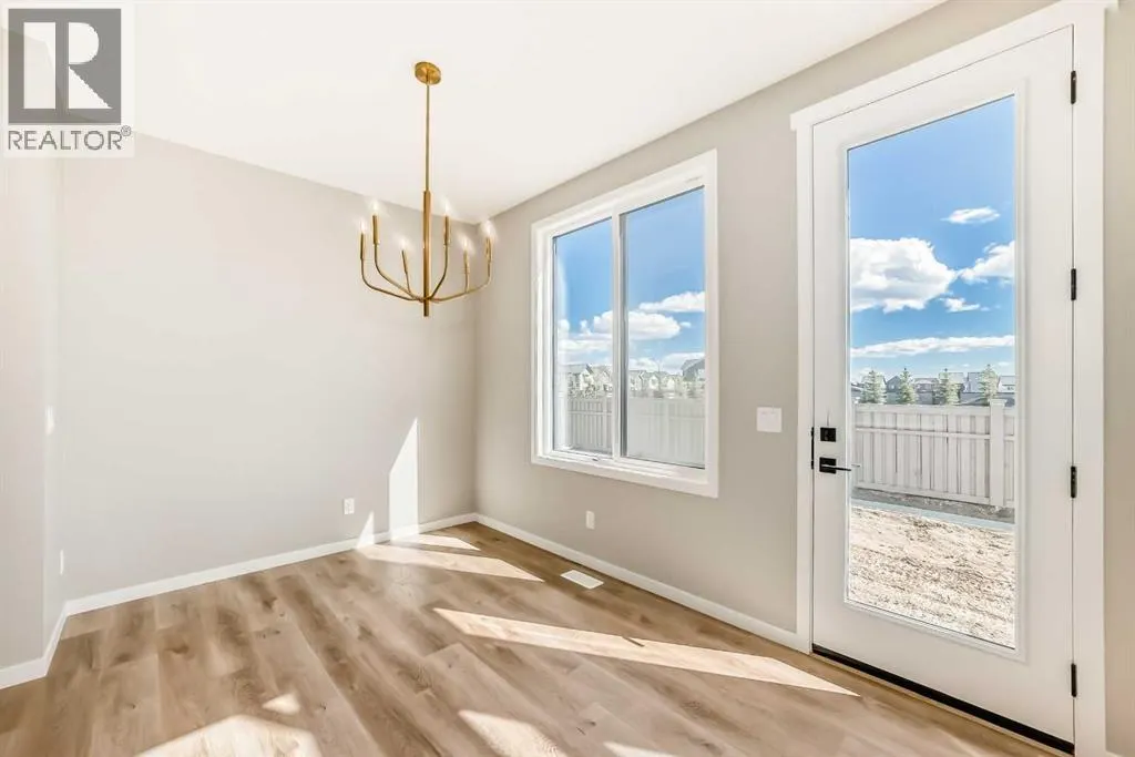 103 Mercado Crescent SE
