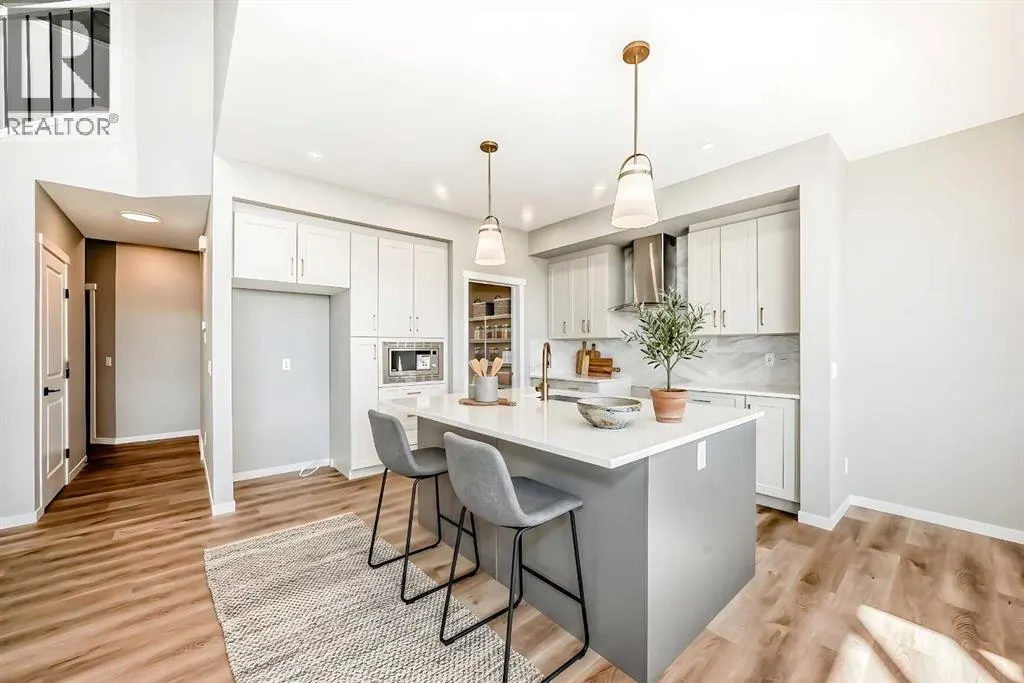 103 Mercado Crescent SE