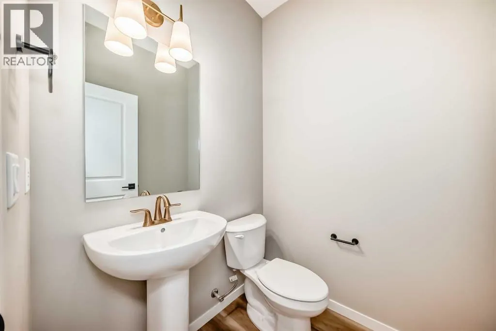 103 Mercado Crescent SE