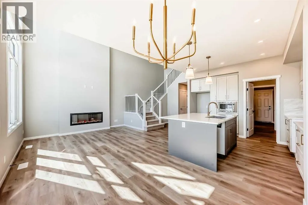 103 Mercado Crescent SE