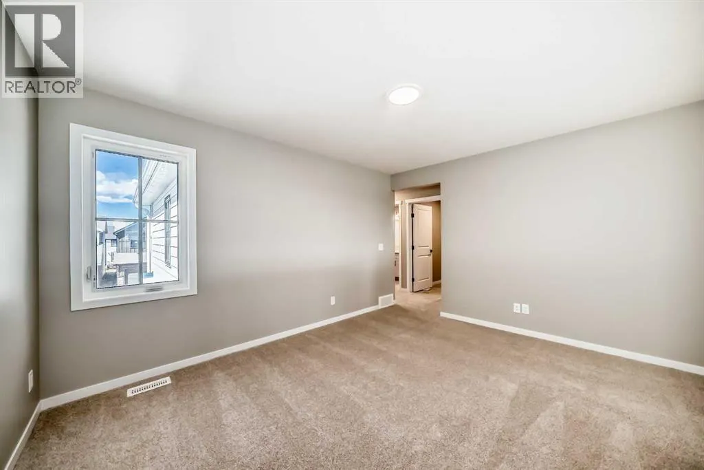 103 Mercado Crescent SE