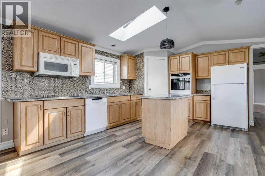 252 Grandview Crescent
