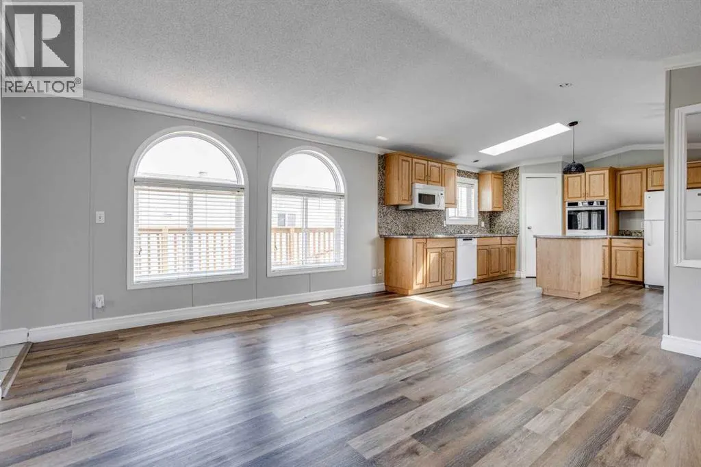 252 Grandview Crescent