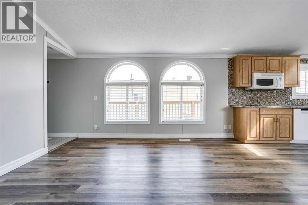 252 Grandview Crescent
