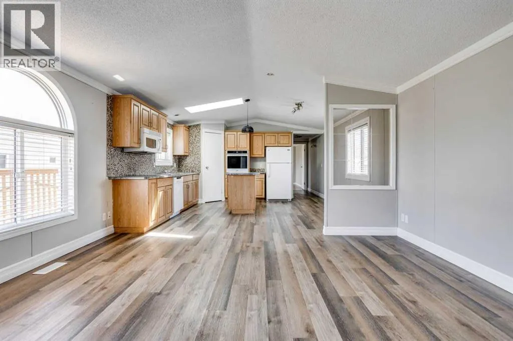 252 Grandview Crescent