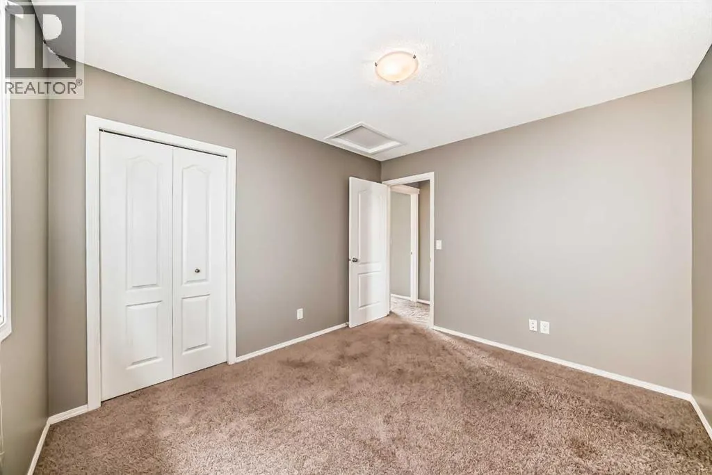 196 Cranberry Circle SE