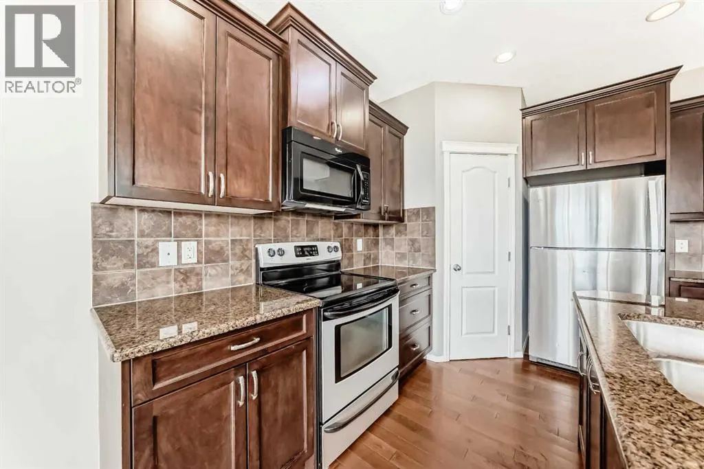 196 Cranberry Circle SE