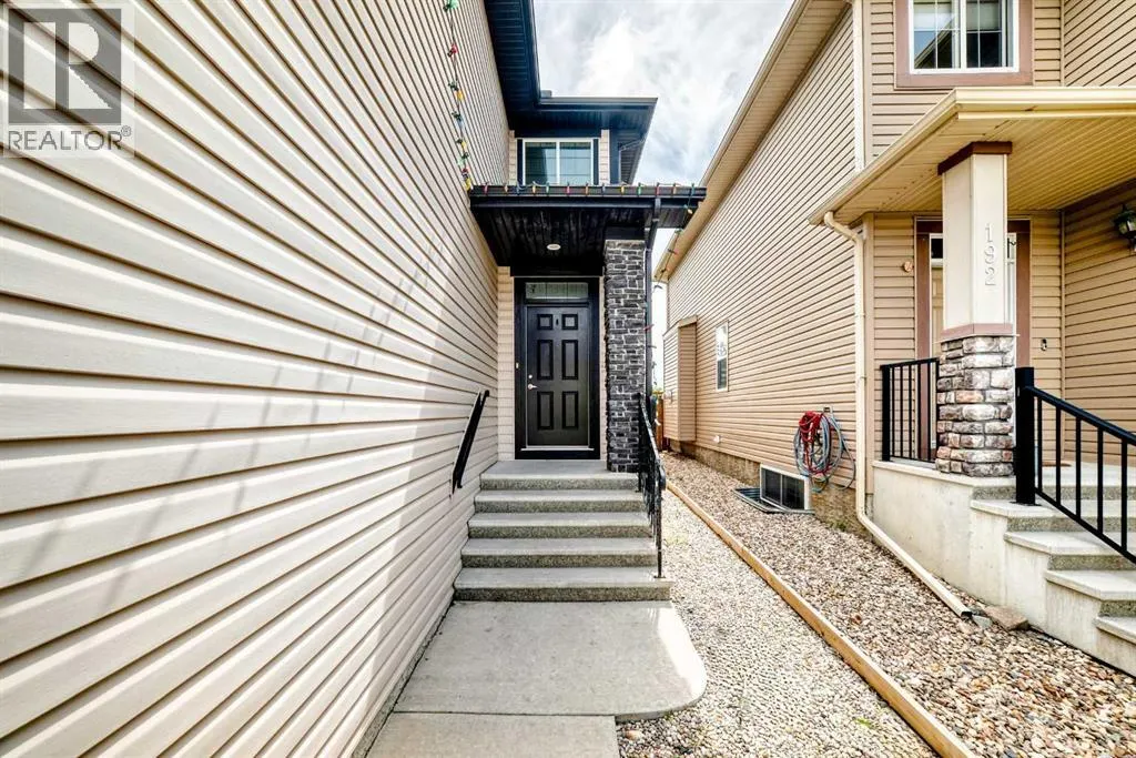 196 Cranberry Circle SE