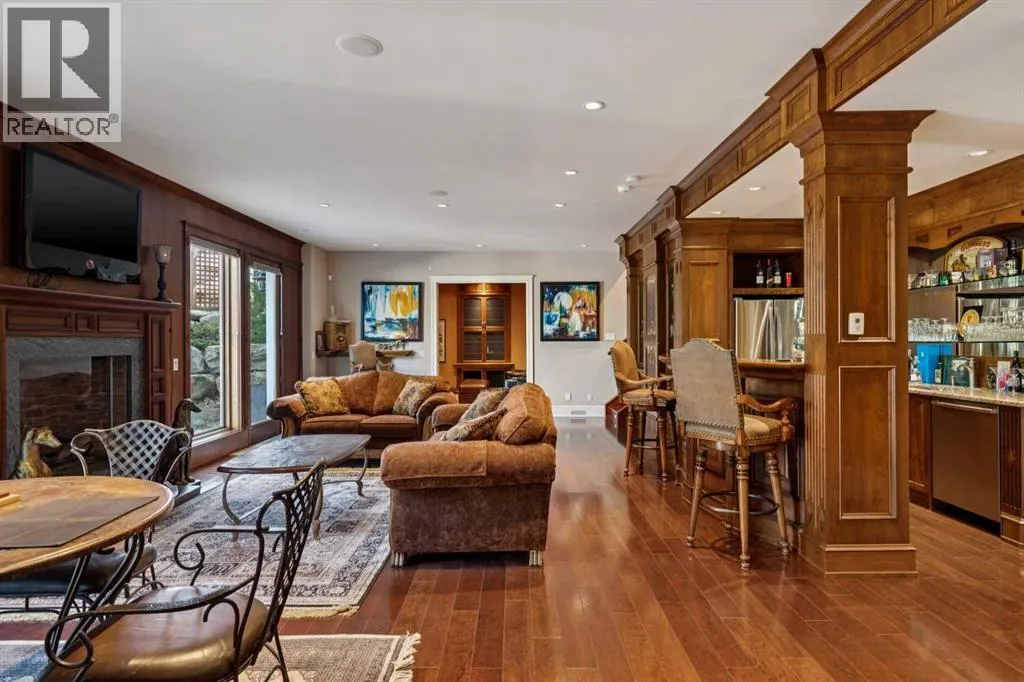 6 Aspen Ridge Lane SW