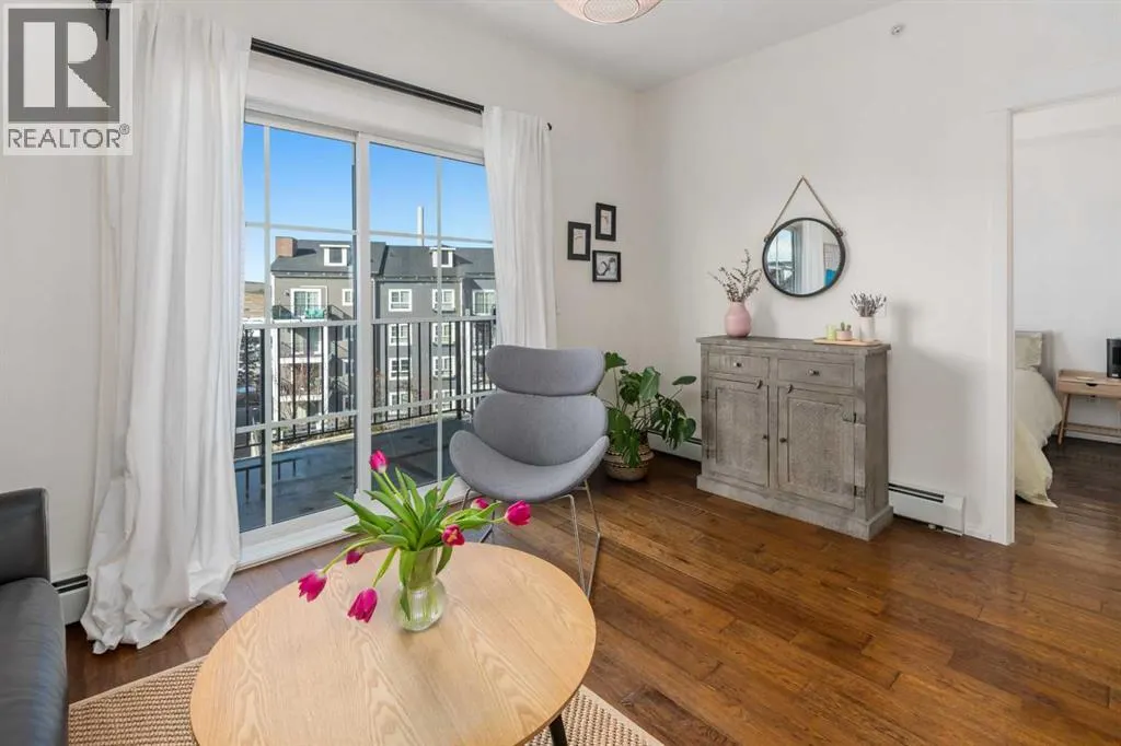 1403, 279 Copperpond Common SE
