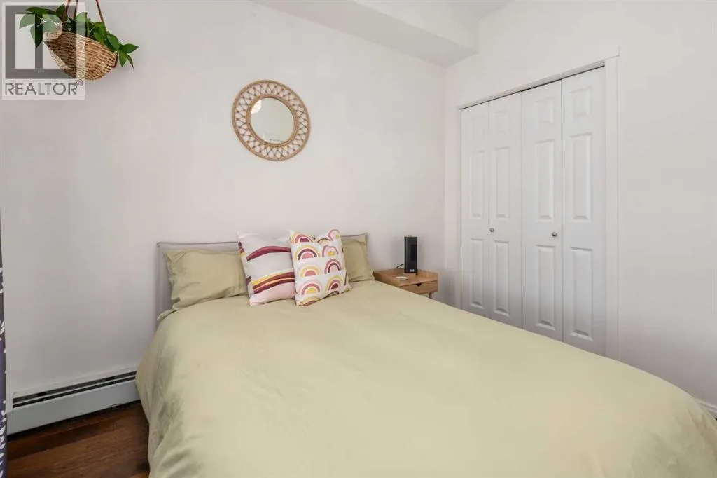 1403, 279 Copperpond Common SE