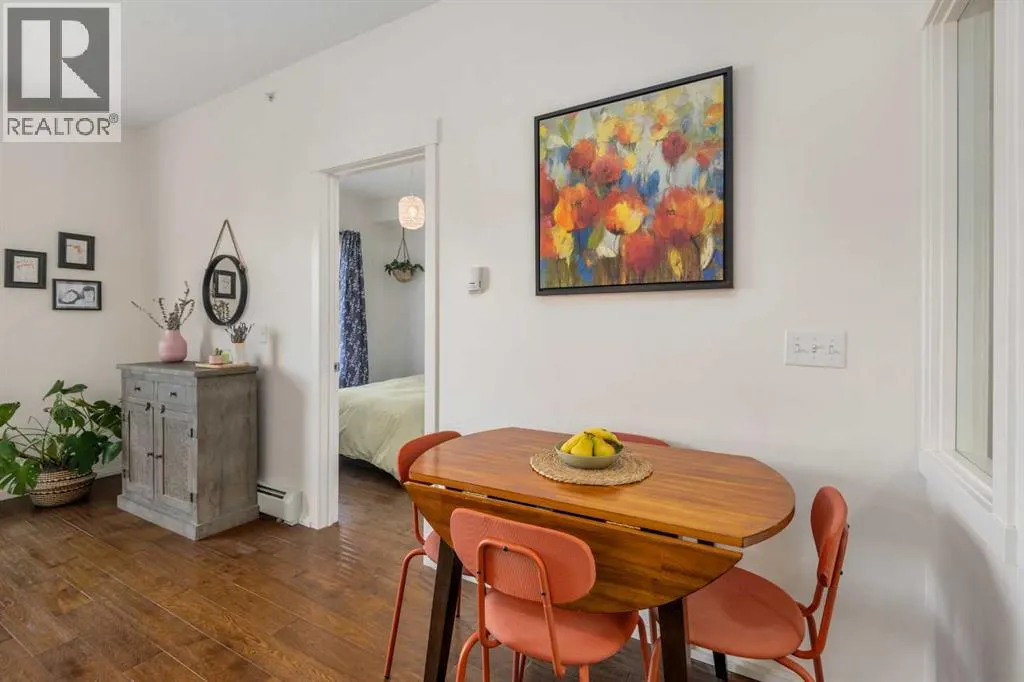 1403, 279 Copperpond Common SE