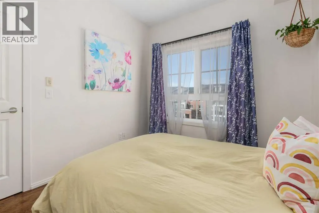 1403, 279 Copperpond Common SE