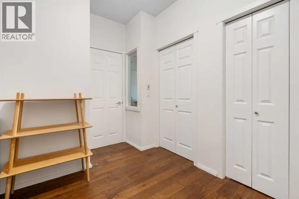 1403, 279 Copperpond Common SE
