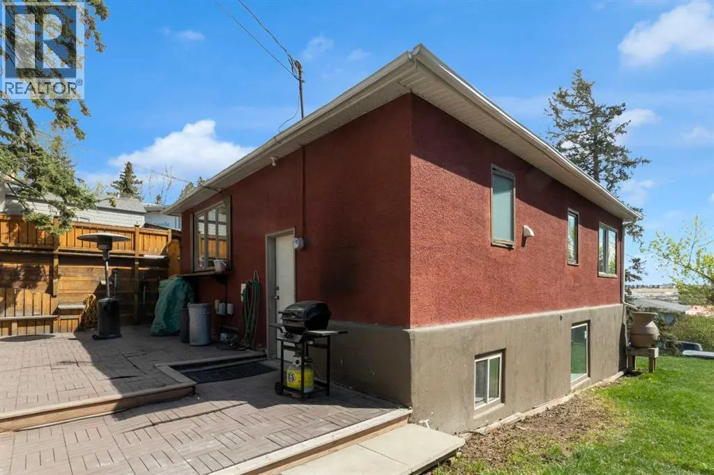 4007 Centre A Street NE