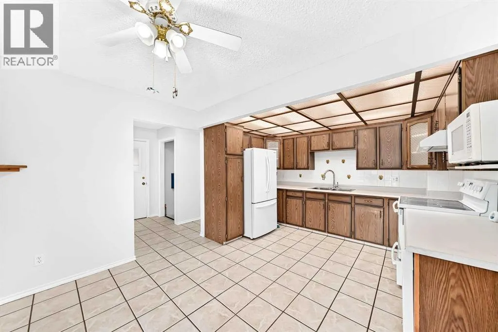 31 Ranchero Bay NW