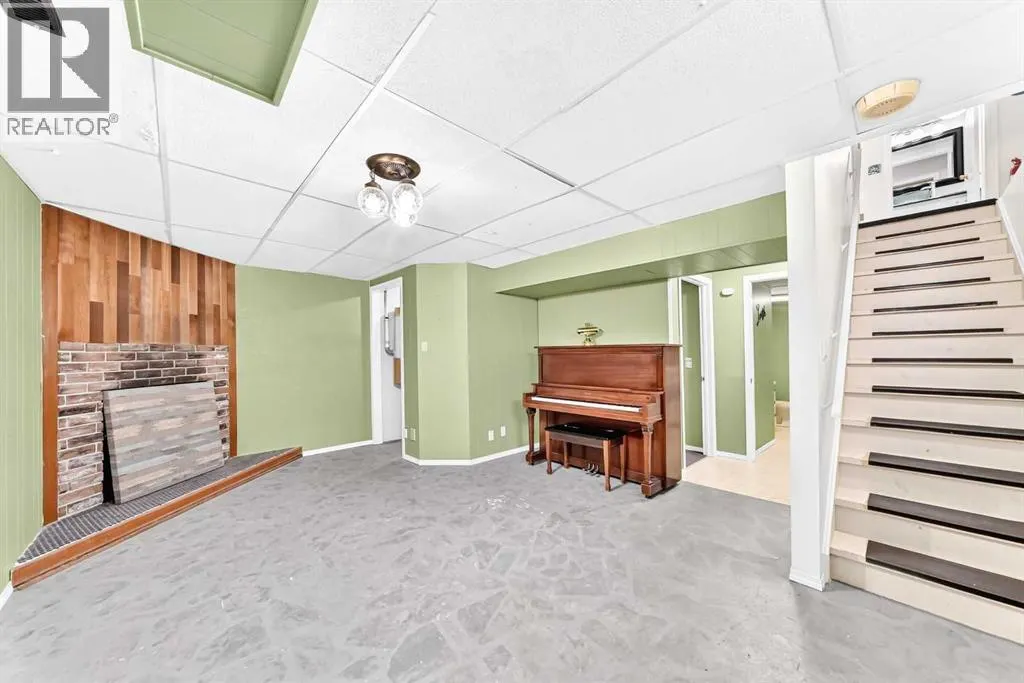 31 Ranchero Bay NW