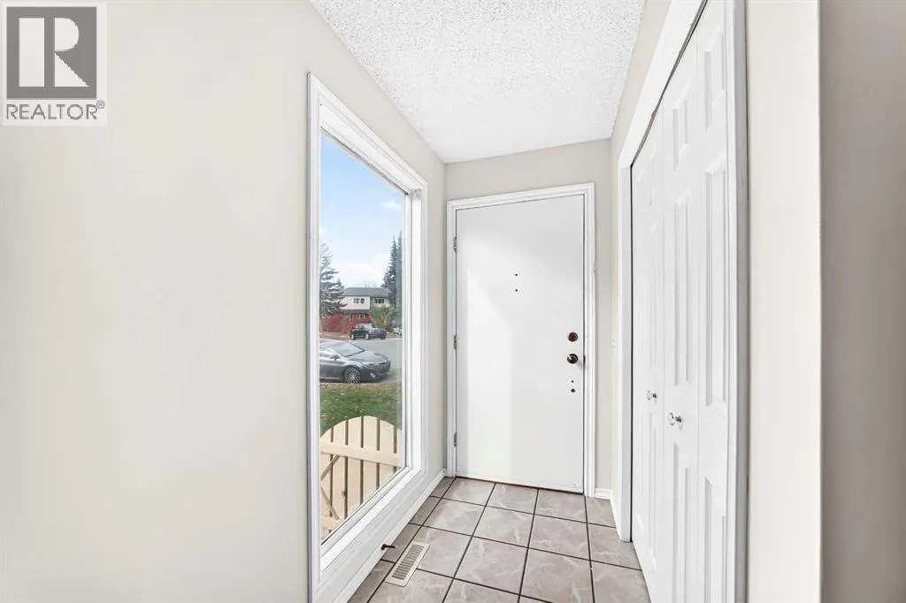 31 Ranchero Bay NW