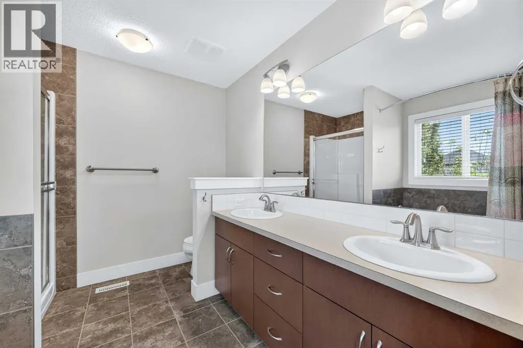127 Legacy Circle SE