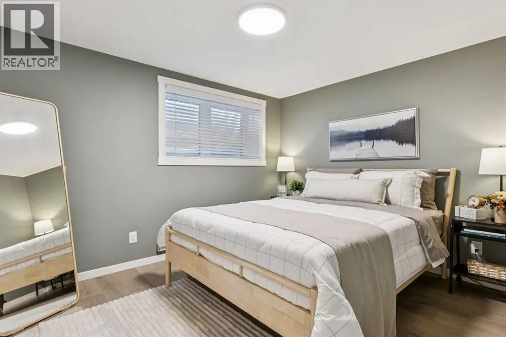 110, 63 Belmont Passage SW