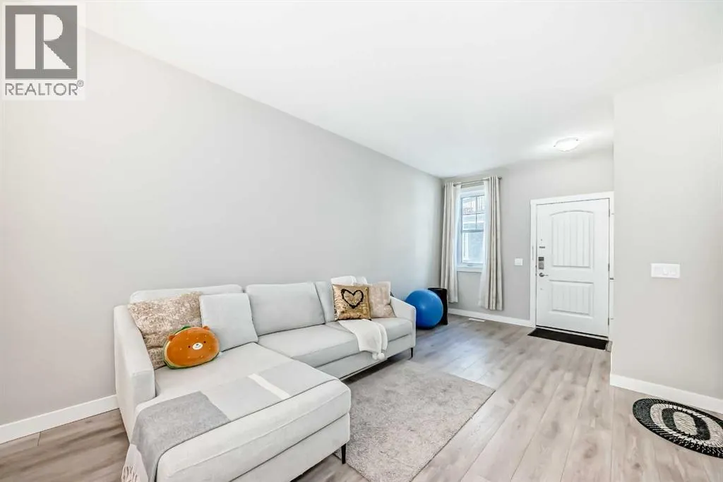 410 Cranbrook Walk SE