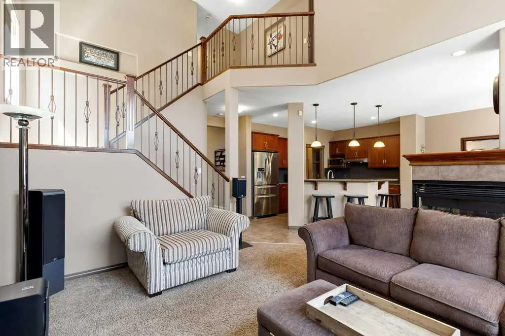 23 Aspen Stone Crescent SW