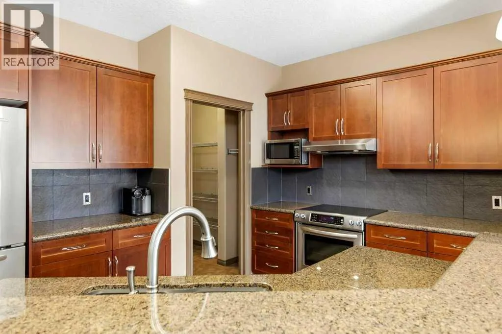 23 Aspen Stone Crescent SW