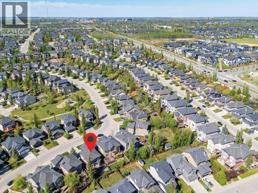 23 Aspen Stone Crescent SW