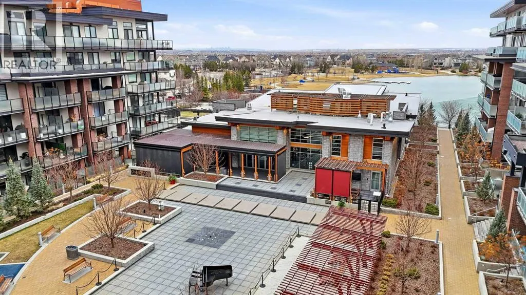 212, 122 Mahogany Centre SE