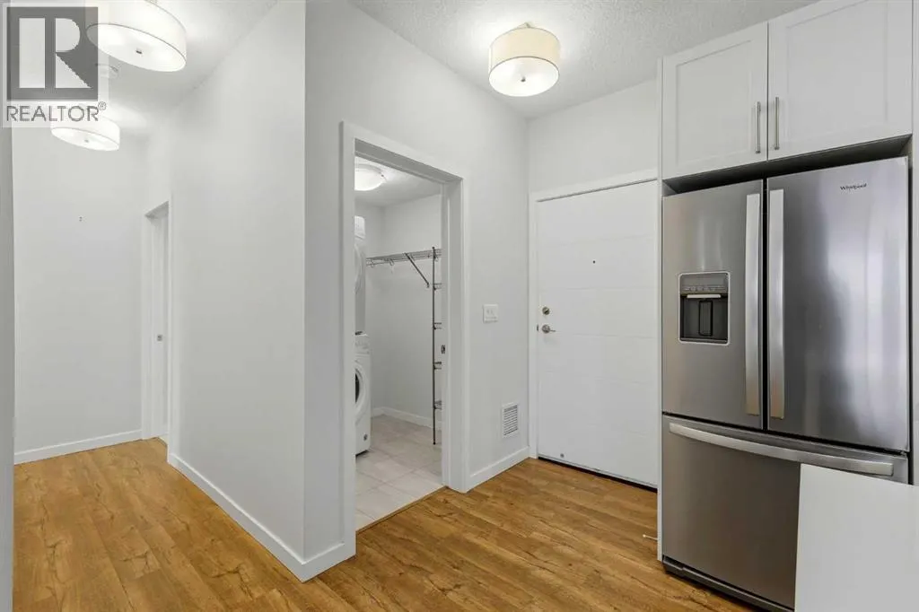 212, 122 Mahogany Centre SE