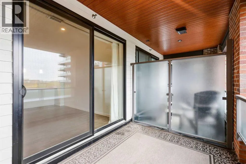 212, 122 Mahogany Centre SE