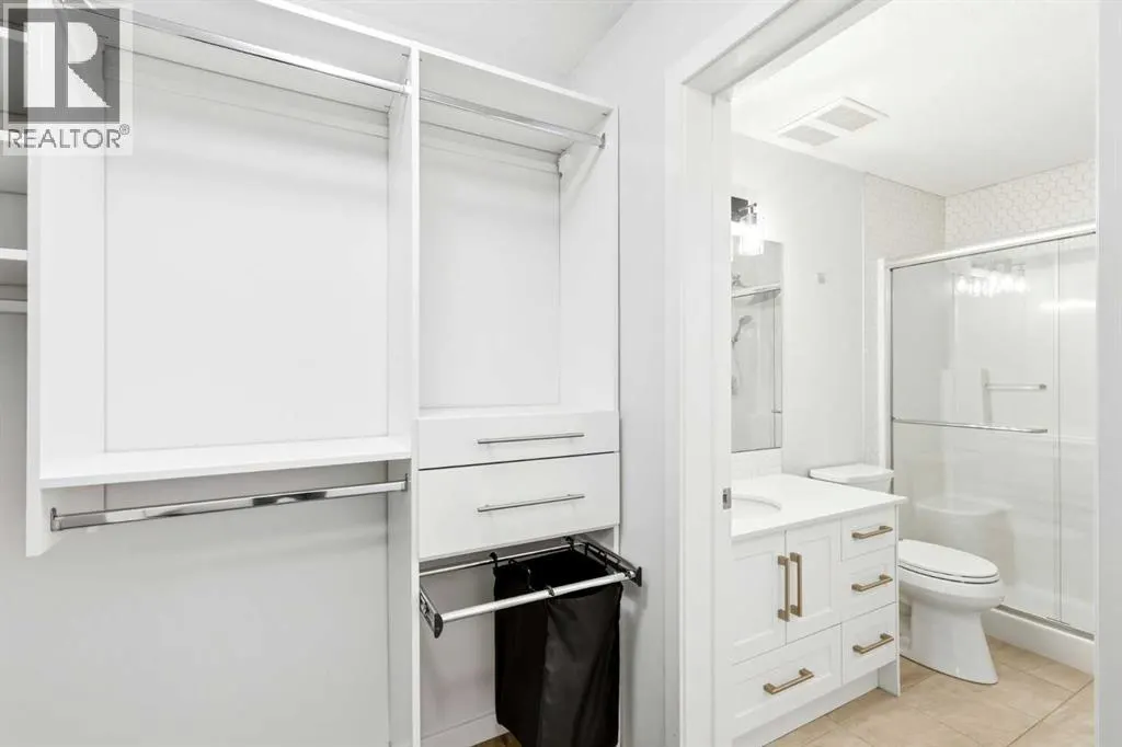 212, 122 Mahogany Centre SE
