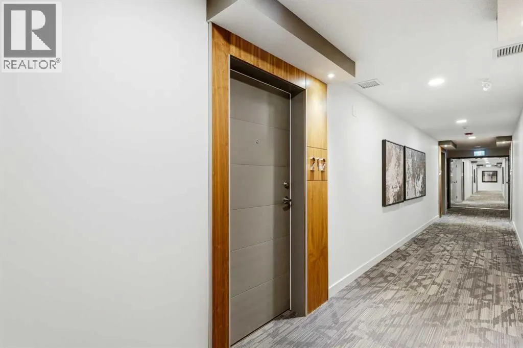 212, 122 Mahogany Centre SE