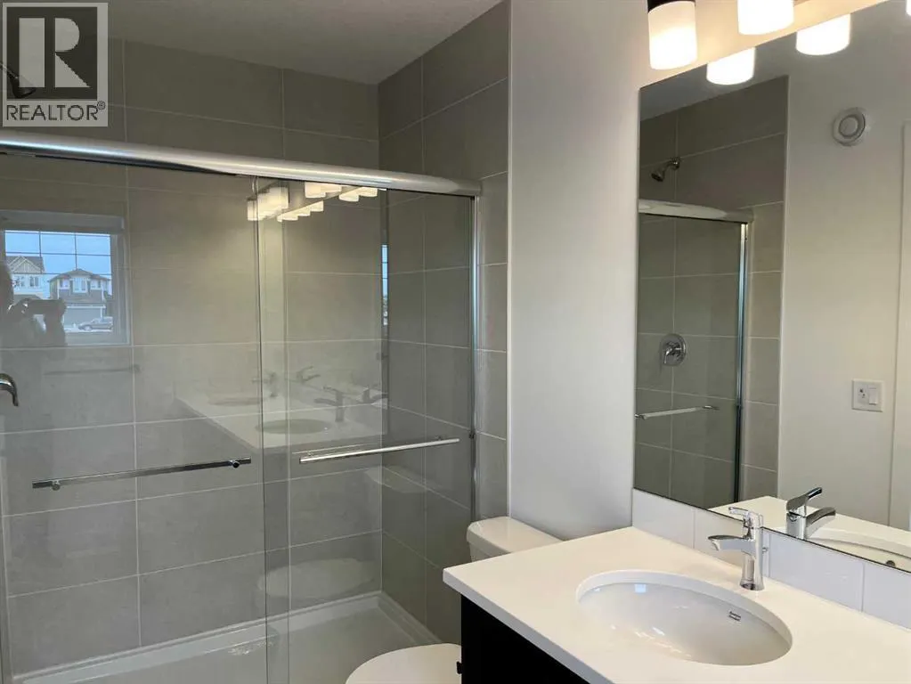 49 Legacy Point Terrace SE