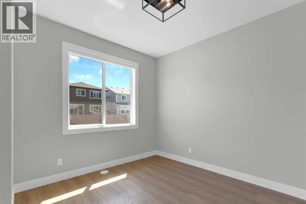 86 Magnolia Street SE