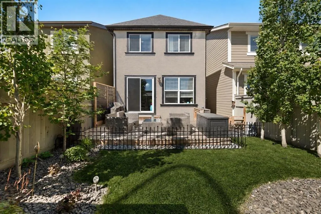 124 Masters Crescent SE