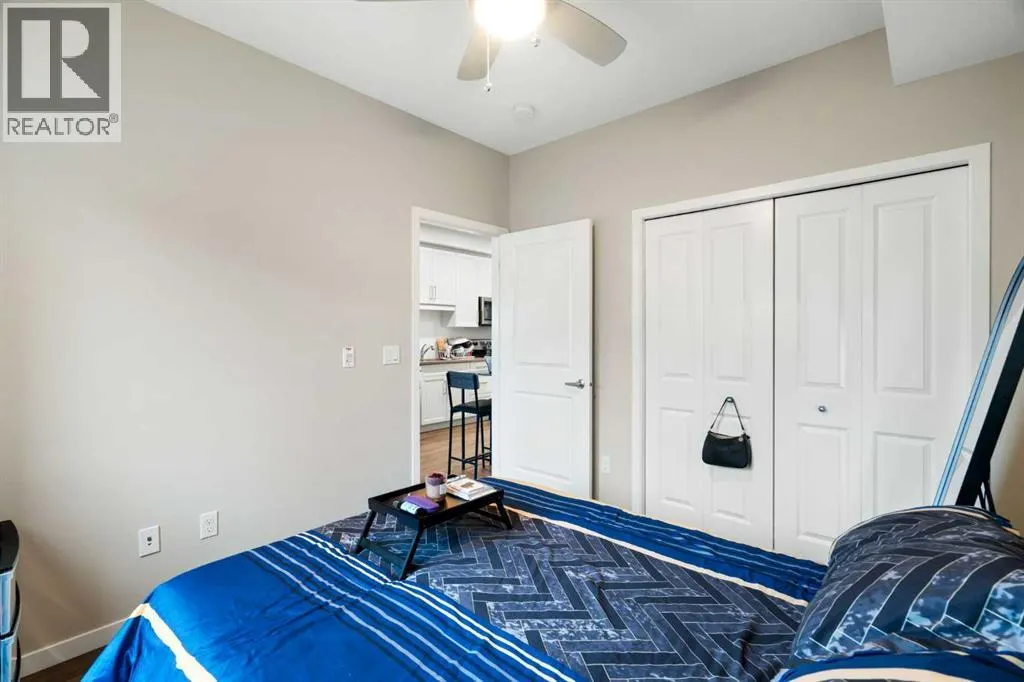 112, 30 Mahogany Mews SE