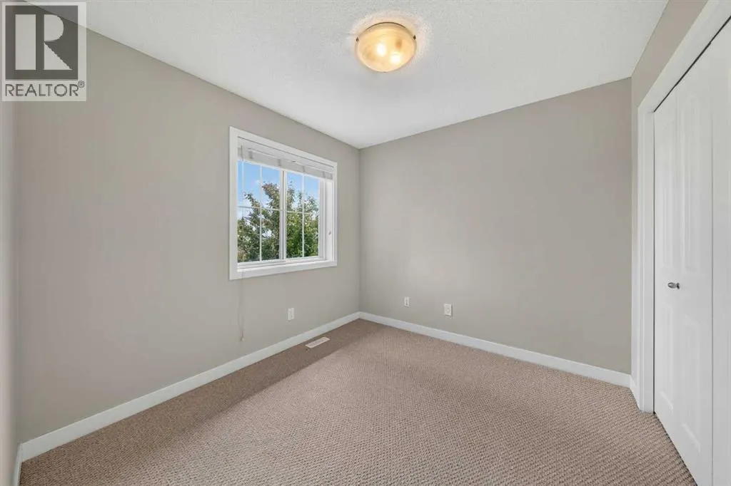 161 Everoak Gardens SW