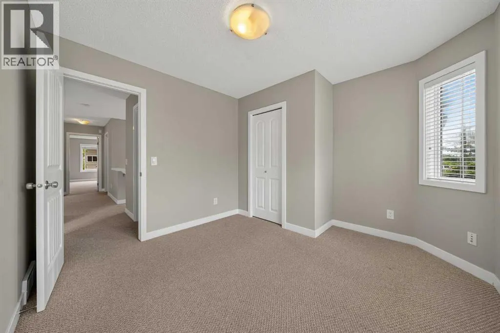 161 Everoak Gardens SW