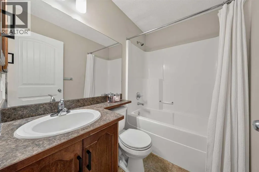 161 Everoak Gardens SW