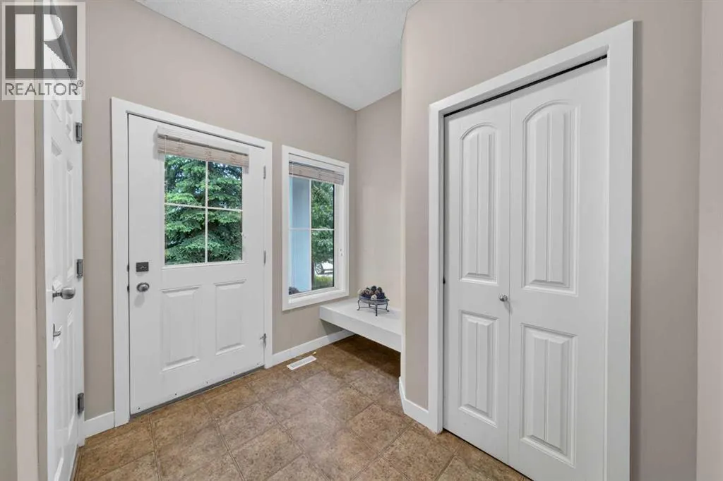 161 Everoak Gardens SW
